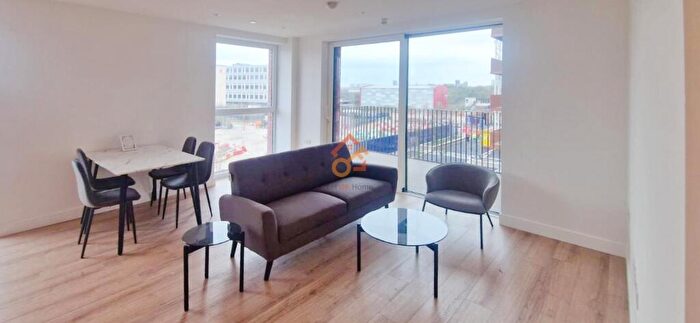 2 Bedroom Flat To Rent In Waterview House, Quay Walk, Wembley, HA0