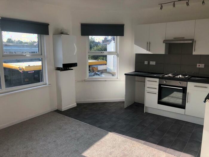 1 Bedroom Flat To Rent In Lower Clapton Road, E5