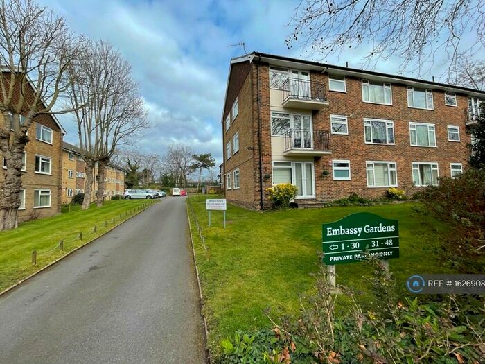 3 Bedroom Flat To Rent In Beckenham, Beckenham, BR3