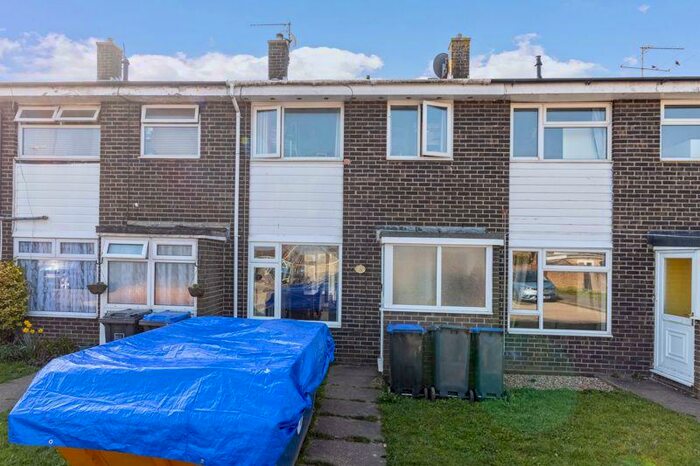 3 Bedroom Terraced House To Rent In Galsworthy Close, Worthing, BN12