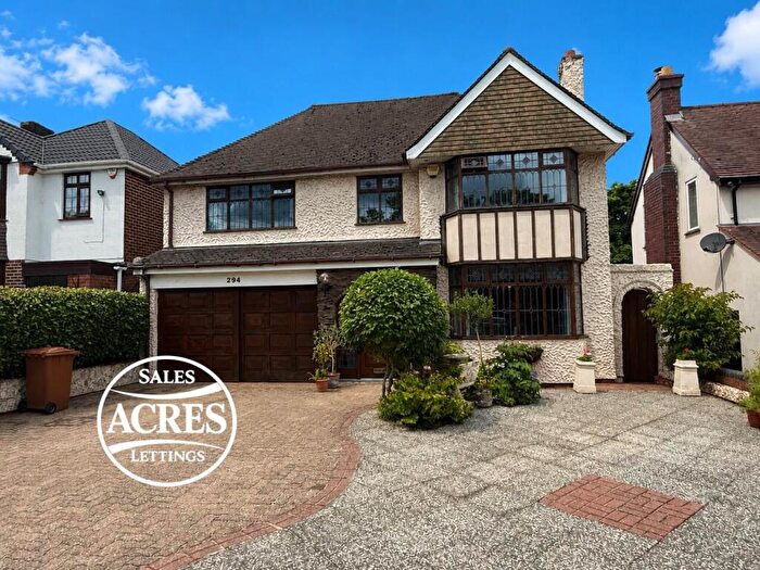 5 Bedroom Detached House For Sale In Chester Road, Streetly, Sutton Coldfield, B74