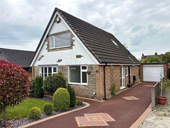 3 Bedroom Detached House To Rent In Waddow Grove, Waddington, Clitheroe, Lancashire, BB7