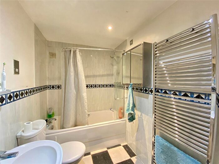 2 Bedroom Apartment To Rent In Charter House, St Georges Road, Bristol, BS1