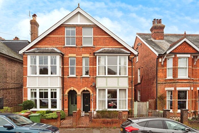 4 Bedroom Semi-Detached House For Sale In Prospect Road, Southborough, Tunbridge Wells, Kent, TN4