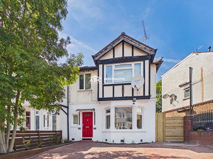 3 Bedroom Property For Sale In Manor Park Gardens, Edgware, HA8
