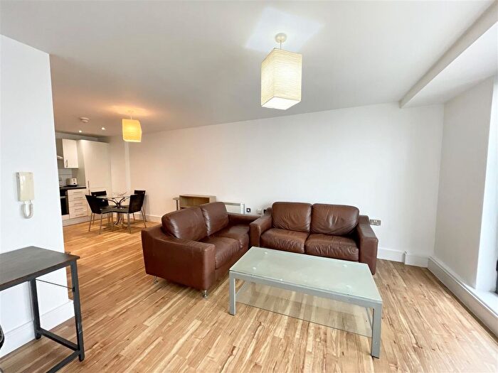 1 Bedroom Flat To Rent In Temple Lane, Liverpool, L2