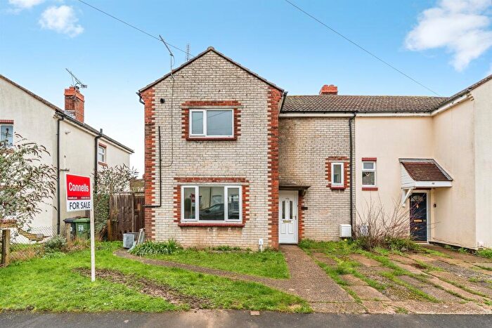 3 Bedroom Semi Detached House For Sale In The Quadrangle, Eastleigh, SO50