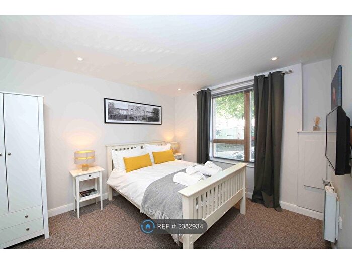 1 Bedroom Flat To Rent In Bath Street, Nottingham, NG1