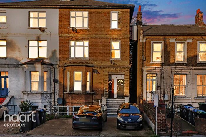 1 Bedroom Flat For Sale In St James's Road, Croydon, CR0