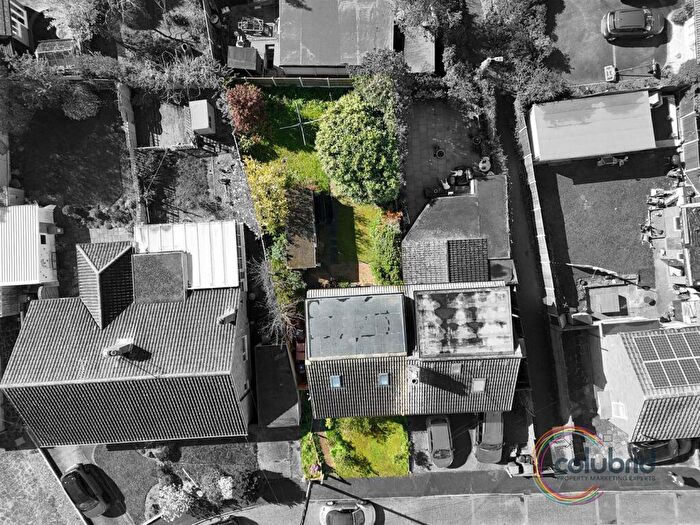 4 Bedroom Semi-Detached House For Sale In Lathcoates Crescent, Chelmsford, CM2
