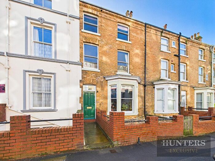 5 Bedroom Terraced House For Sale In Castle Road, Scarborough, YO11