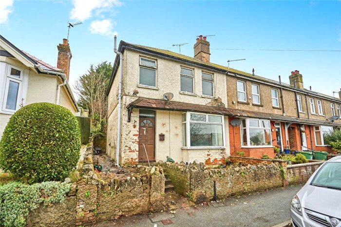 3 Bedroom End Terrace House For Sale In Quarry Road, Ryde, Isle Of Wight, PO33