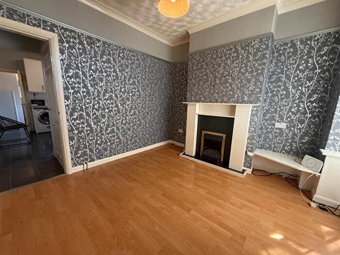 2 Bedroom Terraced House To Rent In The Grove, Daisy Road, Birmingham, B16