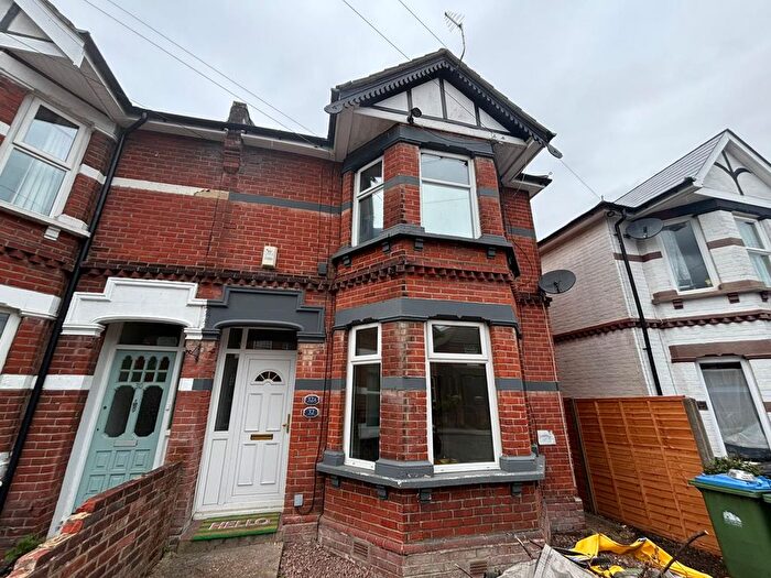 2 Bedroom Maisonette To Rent In St. Catherines Road, Southampton, SO18