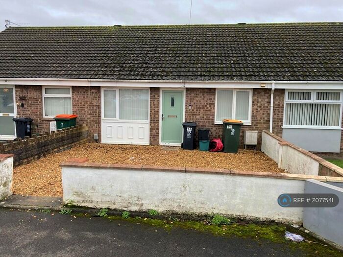 2 Bedroom Bungalow To Rent In Westmoor Close, Casnewydd, NP19