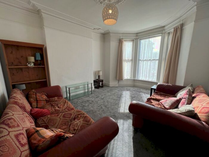 5 Bedroom Terraced House To Rent In Restormel Terrace Restormel Road, Plymouth, Devon, PL4