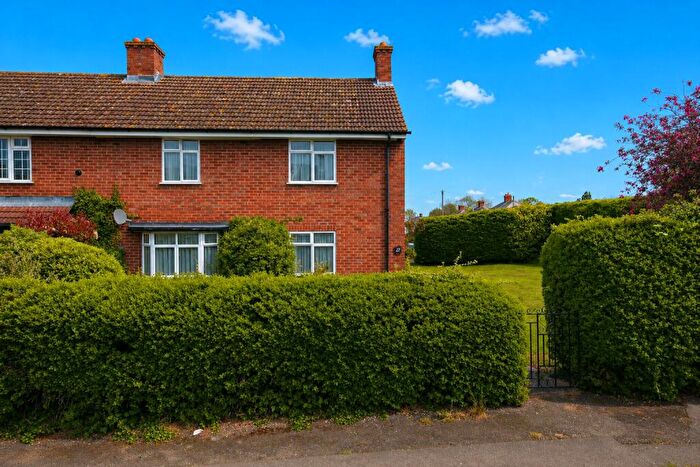 3 Bedroom Semi-Detached House For Sale In Station Crescent, Lidlington, Bedfordshire, MK43