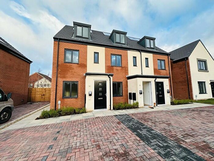 3 Bedroom Town House To Rent In Plot Brookwood Chase, PR7