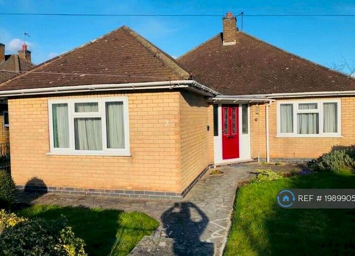 3 Bedroom Bungalow To Rent In Lyngate Avenue, Birstall, Leicester, LE4