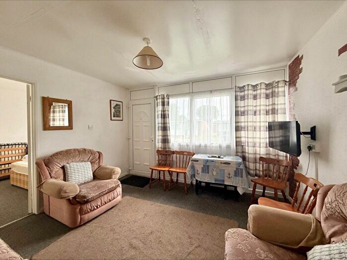 2 Bedroom Chalet For Sale In Beach Road, Hemsby, NR29