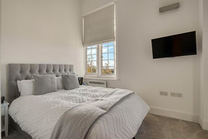 1 Bedroom Property To Rent In The Galleries, Warley, CM14