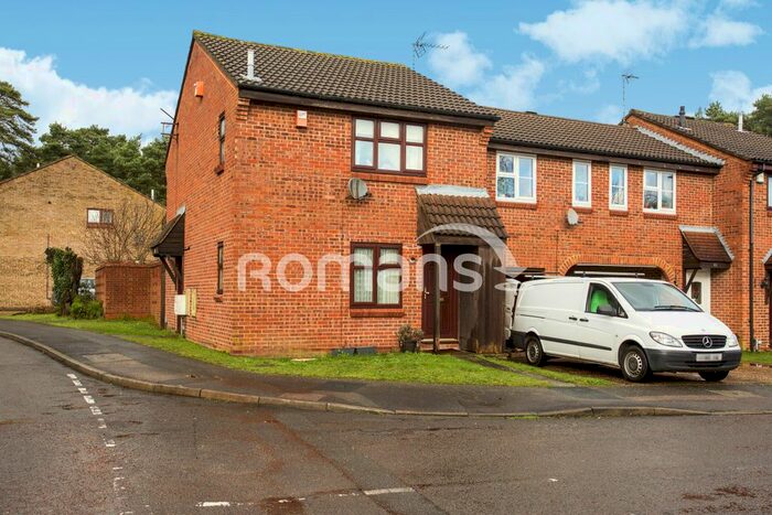 1 Bedroom End Of Terrace House To Rent In Hythe Close, Forest Park, Bracknell, RG12