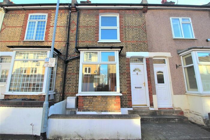3 Bedroom Terraced House To Rent In Suffolk Road, Gravesend, Kent DA12