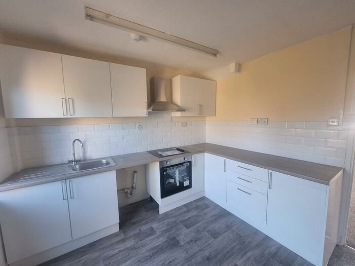 3 Bedroom House To Rent In Frampton Road, Gorseinon, Swansea, SA4