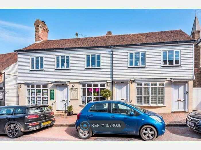 1 Bedroom Flat To Rent In High Street, Mayfield, TN20