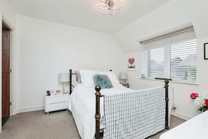 3 Bedroom Detached House For Sale In Blaxter Way, Norwich, NR7