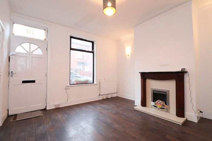 2 Bedroom End Of Terrace House To Rent In Roseneath Street, Leeds, West Yorkshire, LS12