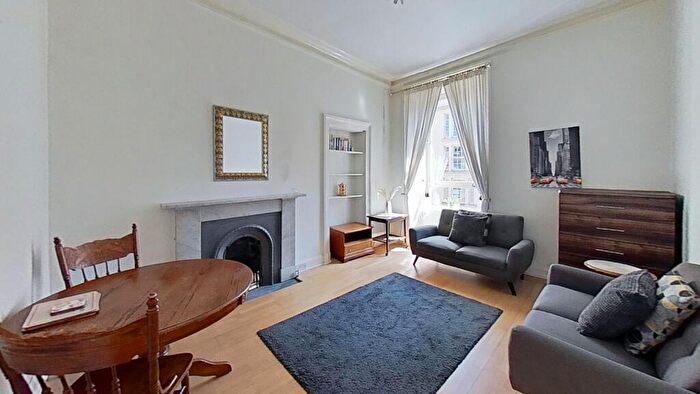 2 Bedroom Flat To Rent In Valleyfield Street, Edinburgh, EH3