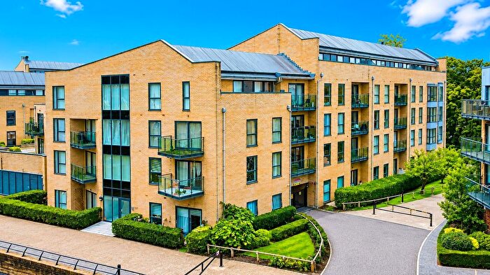 2 Bedroom Flat To Rent In The Embankment, Nash Mills Wharf, HP3