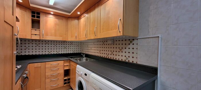 2 Bedroom Flat To Rent In Taymount Rise, London, Forest Hill, SE23