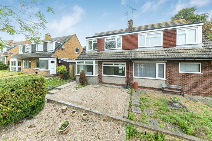 3 Bedroom House To Rent In Downs Road, Istead Rise, Gravesend, DA13