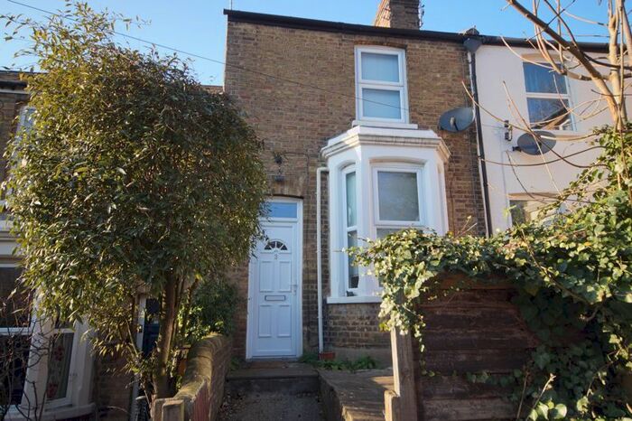 2 Bedroom Terraced House To Rent In Castle Place, High Wycombe, HP13