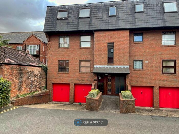 2 Bedroom Flat To Rent In Thorpe Road, Peterborough, PE3