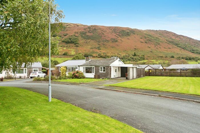 2 Bedroom Bungalow For Sale In Bron Y Gader, Abergynolwyn, Tywyn, LL36