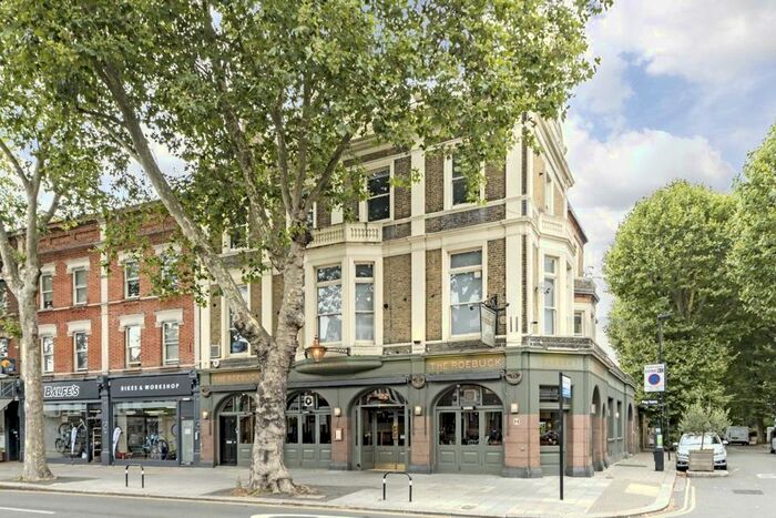 2 Bedroom Flat To Rent In Chiswick High Road, London, W4