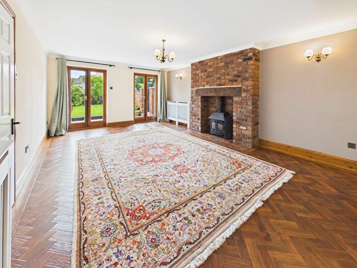 4 Bedroom Property To Rent In Manor Road, Swindon Village, GL51
