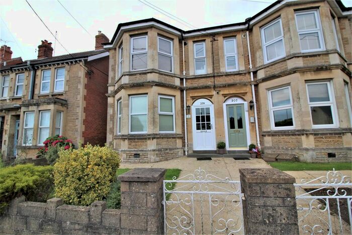 1 Bedroom Flat To Rent In London Road, Chippenham, SN15