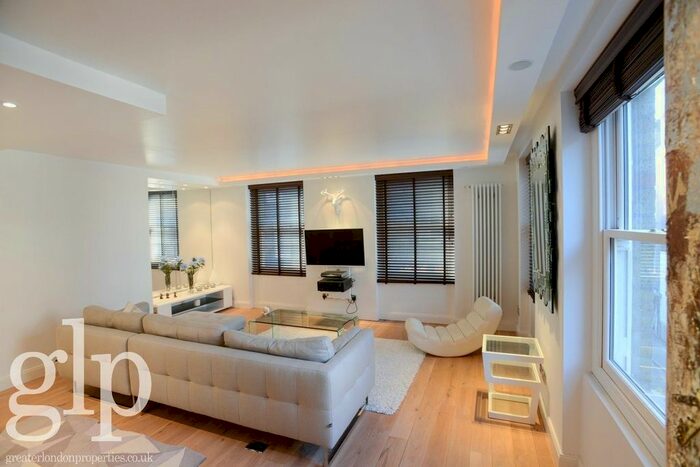 1 Bedroom Flat To Rent In Carlisle Street, Soho, W1D