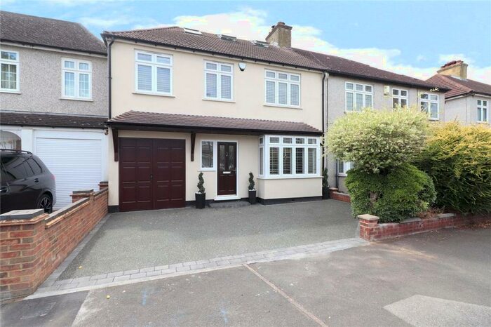 4 Bedroom Semi-Detached House To Rent In Holmesdale Road, Bexleyheath, Kent, DA7
