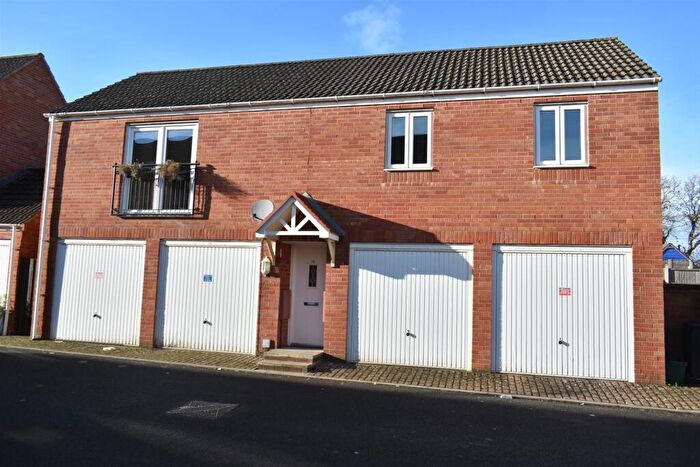 2 Bedroom Detached House For Sale In Seymour Place, Frampton Cotterell, Bristol, BS36
