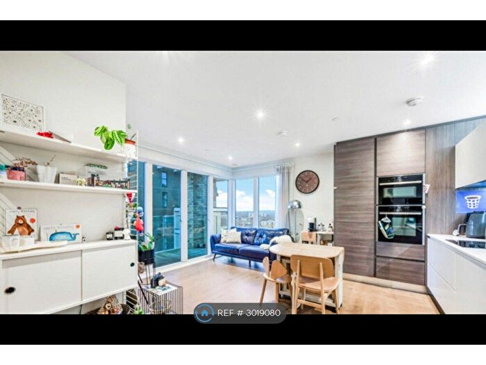 2 Bedroom Flat To Rent In Marsden House, London, SE3