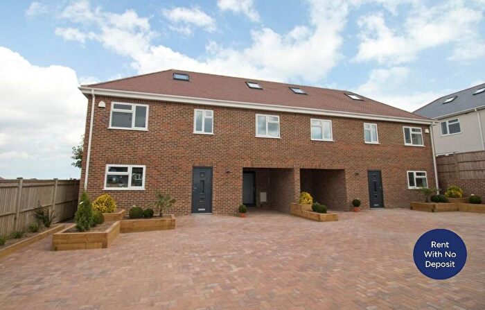4 Bedroom Semi-detached House To Rent In The Droveway, St. Margarets Bay, Dover, Kent, CT15