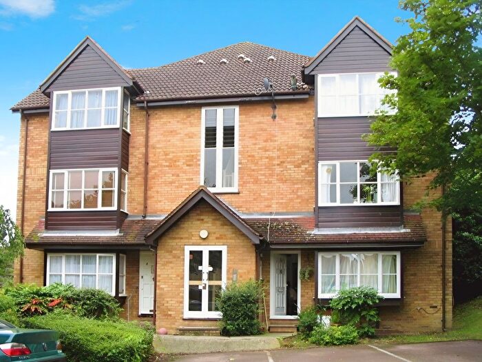 1 Bedroom Studio To Rent In Snowdon Drive, NW9