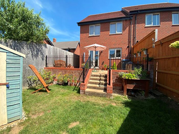 3 Bedroom Semi-Detached House For Sale In Baines Way, Framlingham, Woodbridge, IP13