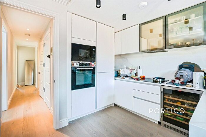 2 Bedroom Flat To Rent In Chapel Market, N1