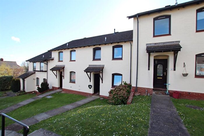 3 Bedroom Terraced House For Sale In Harrington Lane, Exeter, EX4